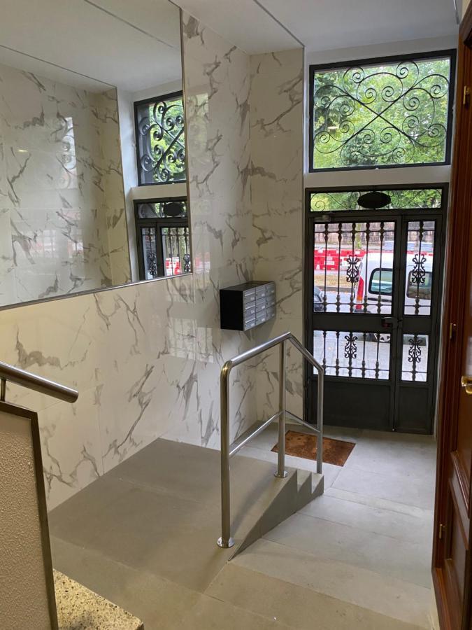 Apartamento Escalinata Triacastela 圣地亚哥－德孔波斯特拉 外观 照片